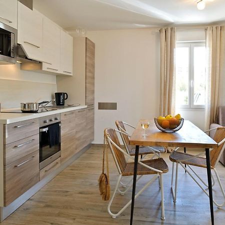 Residence Des Iles Л'Иль-Рус Экстерьер фото