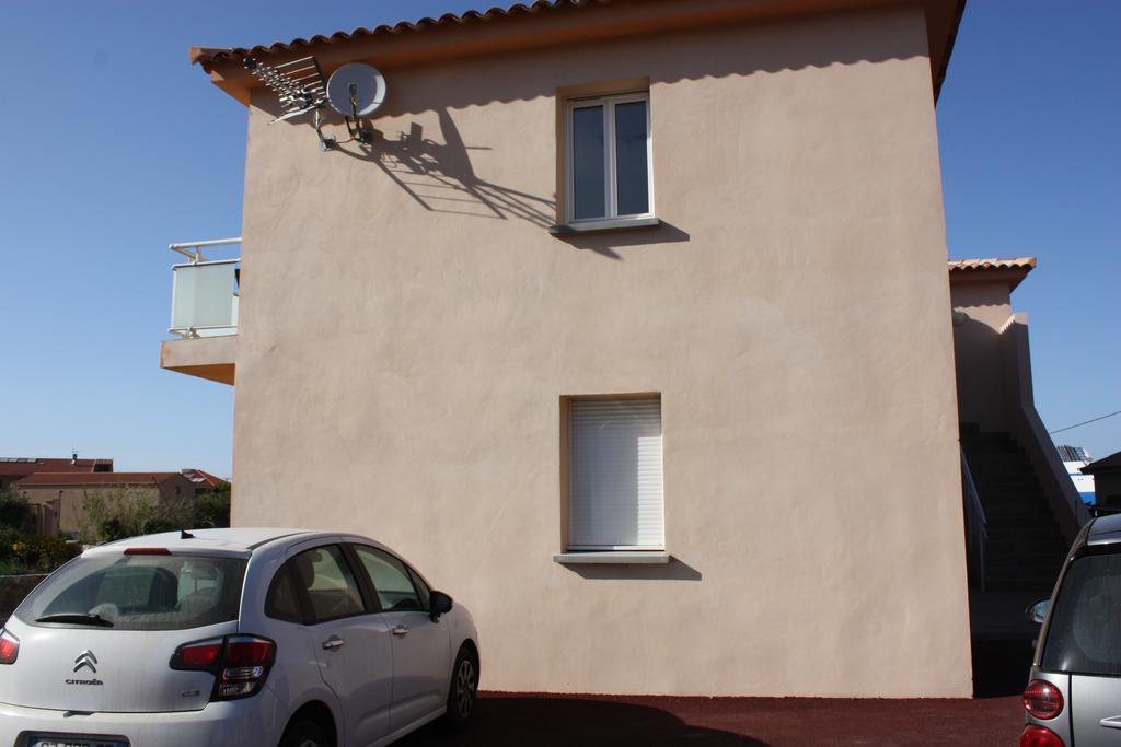 Residence Des Iles Л'Иль-Рус Экстерьер фото